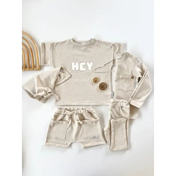 KOMPLET T-SHIRT ,,HEY’’NATURAL + SZORTY Z KIESZONKAMI NATURAL
